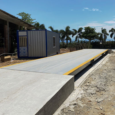 OIML IIIの鋼鉄プラットホーム100トンの貨物自動車の橋ばかり